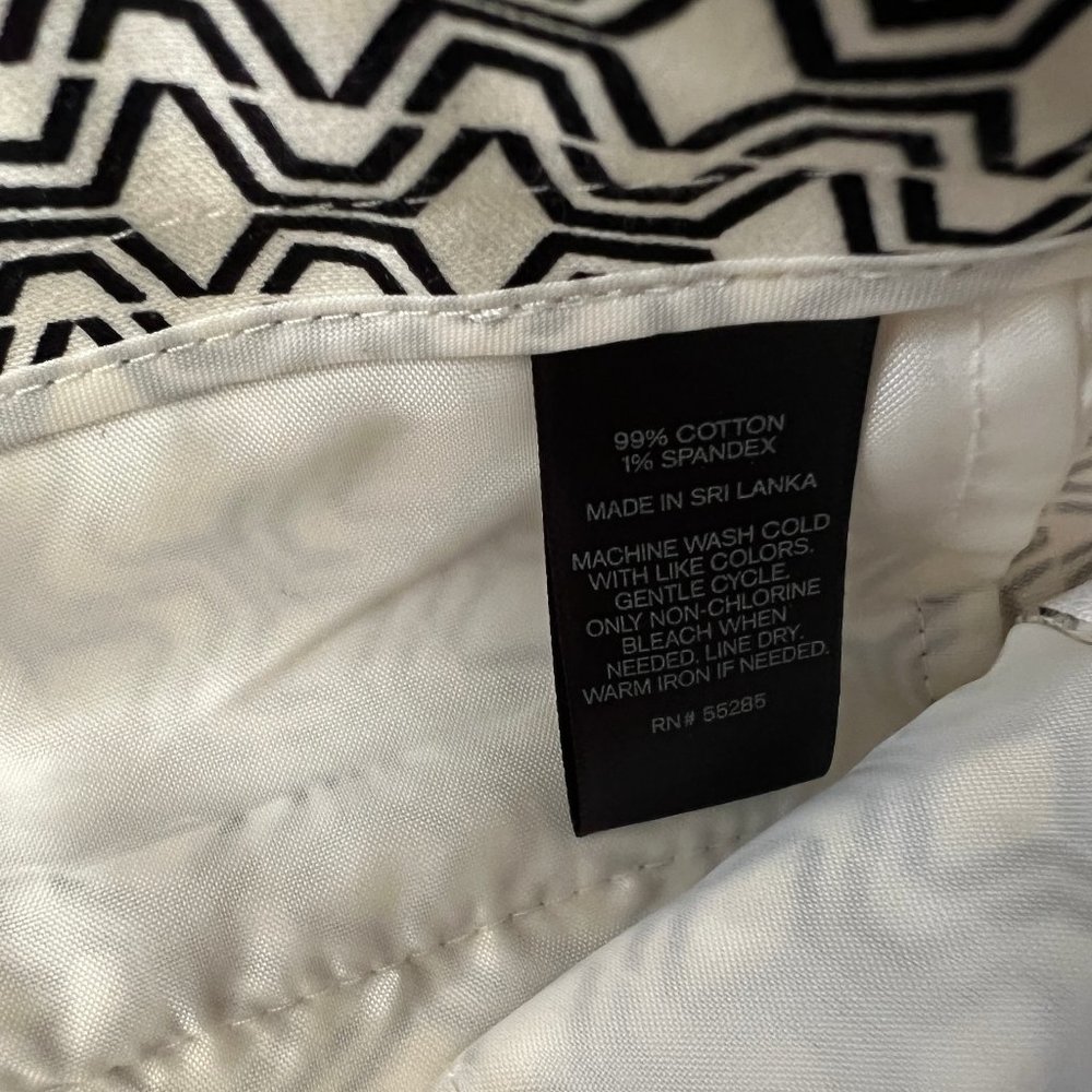 Express Geometric Pattern Shorts Size 2 - image 3